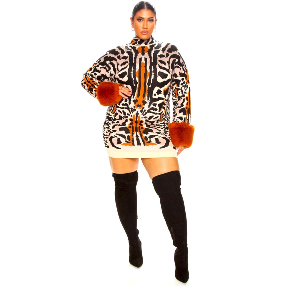 NWT Animal Tiger Print Mini Sweater Dress With Faux Fur Cuffs